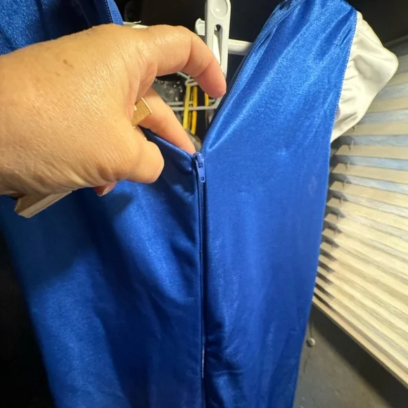 Halloween Costume Alice In Wonderland - Picture 4 of 9